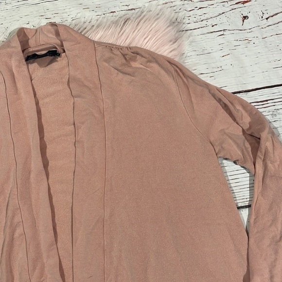 Hatch Pink Open Front Nesting Robe Cardigan - Picture 6 of 12